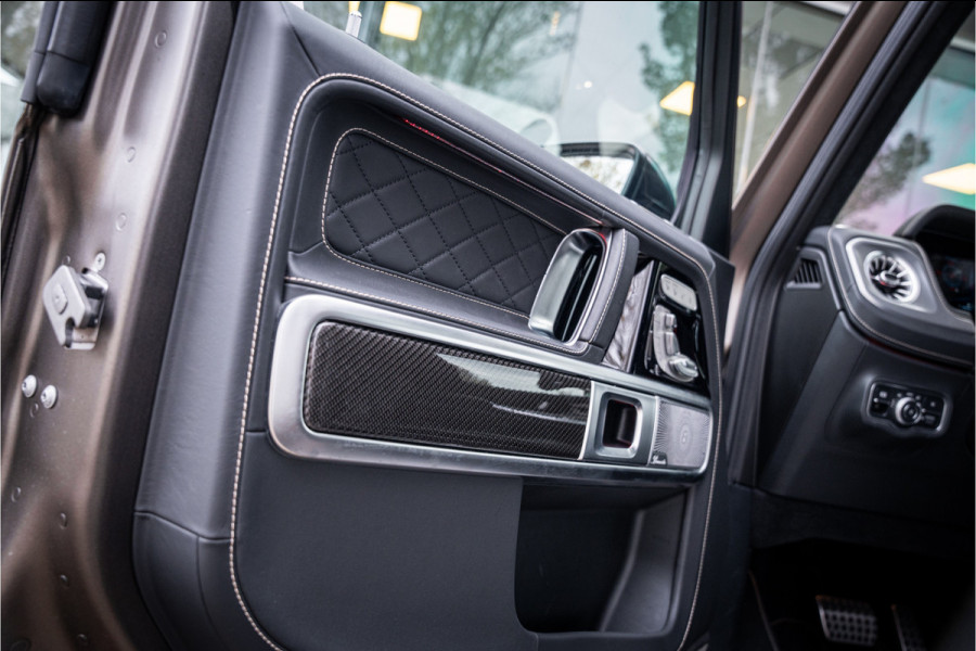 Mercedes-Benz G-Klasse AMG 63 ** Akrapovic ** AMG Performance Pack ** Carbon ** Xpell PPF Face-lift MY25 ** Target Blue Eye ** Manufaktur