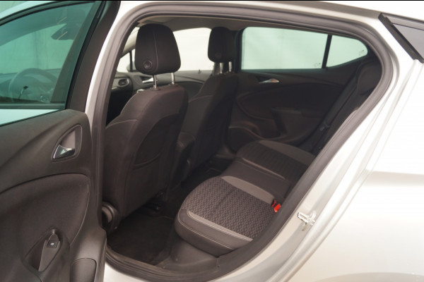Opel Astra 1.2 110pk Business Executive -NAVI-ECC-PDC-CAM-