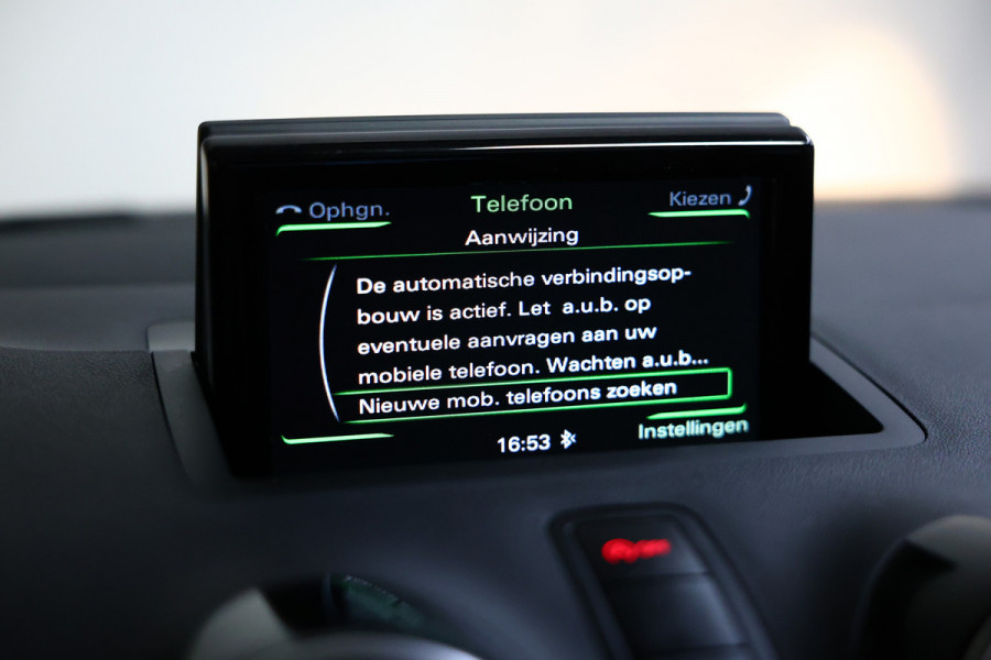 Audi A1 Sportback 1.4 TFSI Pro Line PANO NAVI BLUET STOELVW PDC ECC '18