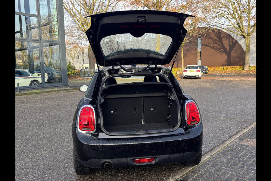 MINI Mini 1.5 One Chili | All season banden | PDC voor + achter | Sfeerverlichting | Sportstoelen | climate control | Full Led | keyless |  stoelverwarming – rijklaar met 12 BOVAG garantie!