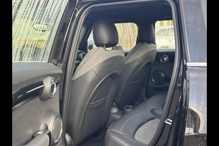 MINI Mini 1.5 One Chili | All season banden | PDC voor + achter | Sfeerverlichting | Sportstoelen | climate control | Full Led | keyless |  stoelverwarming – rijklaar met 12 BOVAG garantie!