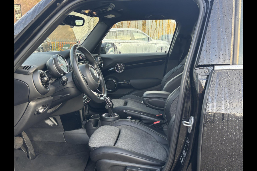 MINI Mini 1.5 One Chili | All season banden | PDC voor + achter | Sfeerverlichting | Sportstoelen | climate control | Full Led | keyless |  stoelverwarming – rijklaar met 12 BOVAG garantie!