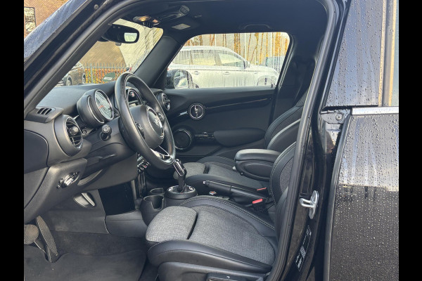 MINI Mini 1.5 One Chili | All season banden | PDC voor + achter | Sfeerverlichting | Sportstoelen | climate control | Full Led | keyless |  stoelverwarming – rijklaar met 12 BOVAG garantie!