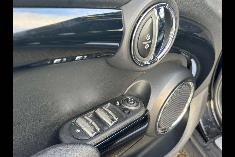 MINI Mini 1.5 One Chili | All season banden | PDC voor + achter | Sfeerverlichting | Sportstoelen | climate control | Full Led | keyless |  stoelverwarming – rijklaar met 12 BOVAG garantie!