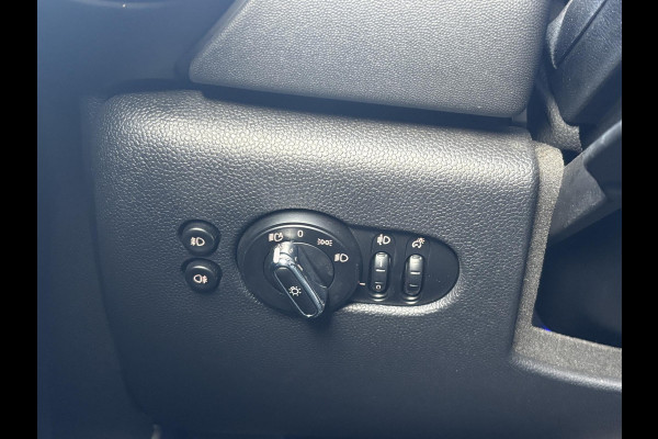 MINI Mini 1.5 One Chili | All season banden | PDC voor + achter | Sfeerverlichting | Sportstoelen | climate control | Full Led | keyless |  stoelverwarming – rijklaar met 12 BOVAG garantie!