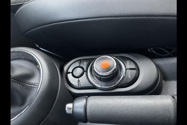 MINI Mini 1.5 One Chili | All season banden | PDC voor + achter | Sfeerverlichting | Sportstoelen | climate control | Full Led | keyless |  stoelverwarming – rijklaar met 12 BOVAG garantie!