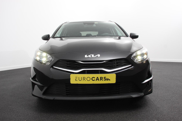 Kia Ceed Sportswagon 1.0 T-GDi Prestige | Navigatie | Apple Carplay / Android Auto | Climate Control | Cruise Control | Camera | Dab | Lichtmetalen Velgen | Lane Assist | Privacy Glass |