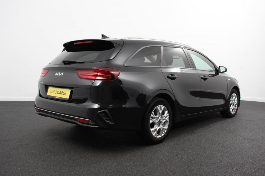 Kia Ceed Sportswagon 1.0 T-GDi Prestige | Navigatie | Apple Carplay / Android Auto | Climate Control | Cruise Control | Camera | Dab | Lichtmetalen Velgen | Lane Assist | Privacy Glass |