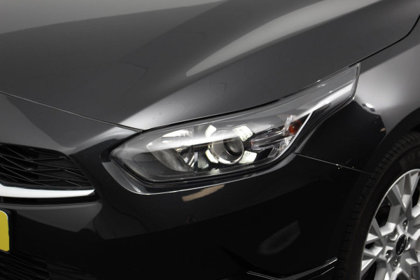 Kia Ceed Sportswagon 1.0 T-GDi Prestige | Navigatie | Apple Carplay / Android Auto | Climate Control | Cruise Control | Camera | Dab | Lichtmetalen Velgen | Lane Assist | Privacy Glass |