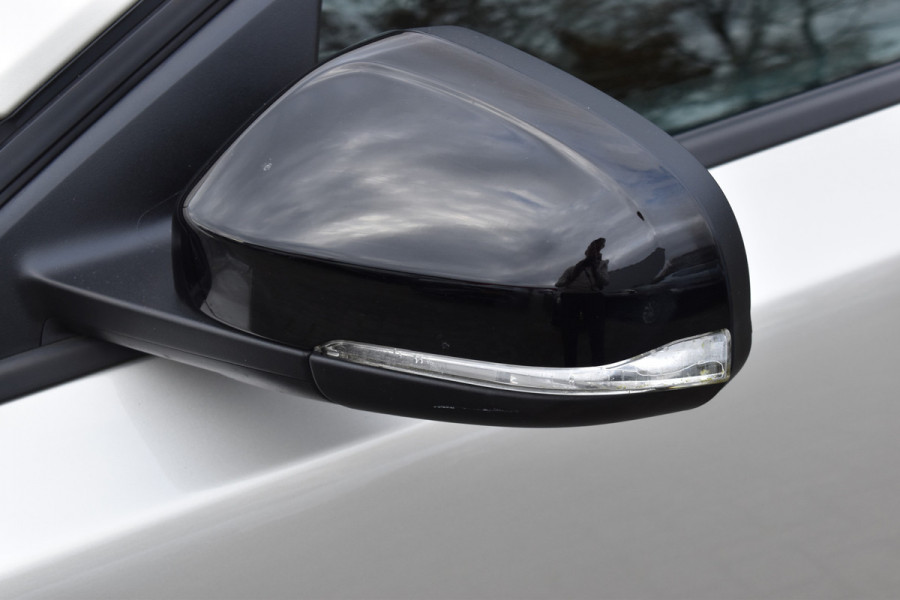 Volvo V40 Cross Country T3 153PK Automaat Nordic+ | Standkachel | Stoelverwarming | 17"LMV | LED