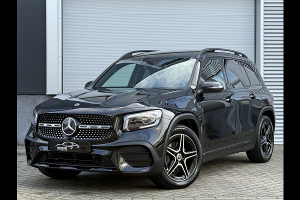 Mercedes-Benz Glb 180 Business Solution AMG | Panoramadak | Multibeam | Memorystoelen