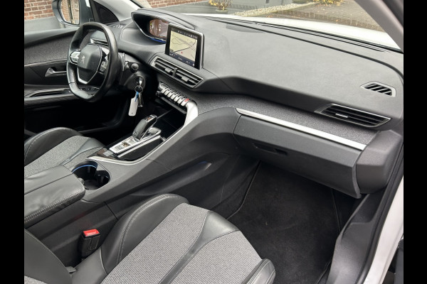 Peugeot 3008 1.2 130pk Automaat Allure Navi, Carplay, Trekhaak, Camera