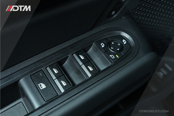 MINI Countryman 2.0S ALL4 JCW XL 300PK | Massage | Panoramadak | Elektrische Trekhaak |