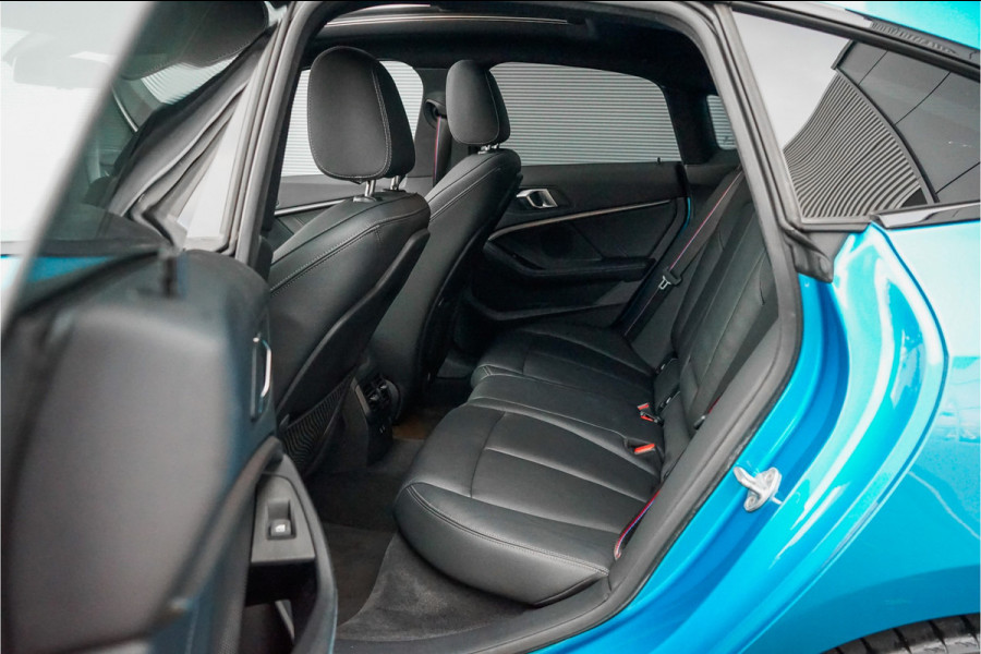 BMW 2 Serie Gran Coupé 218i M-Sport Automaat Pano HUD HiFi 19"