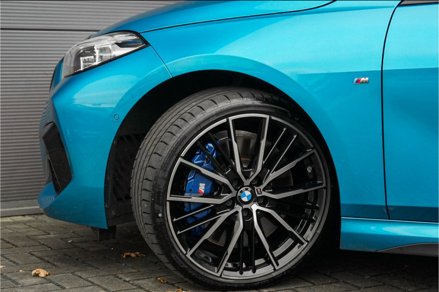 BMW 2 Serie Gran Coupé 218i M-Sport Automaat Pano HUD HiFi 19"