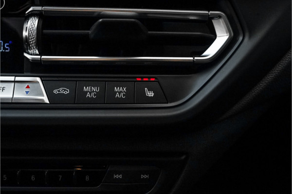 BMW 2 Serie Gran Coupé 218i M-Sport Automaat Pano HUD HiFi 19"