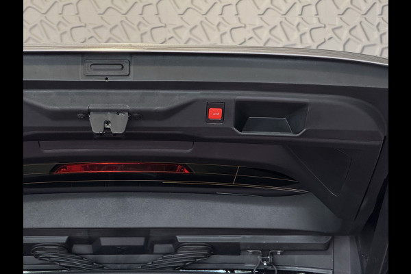 Peugeot 5008 1.2 HYBRID 145e. PANODAK GT LINE AUT. CARPLAY NAVI STOELVERW KEYLESS 7P 7 Persoons