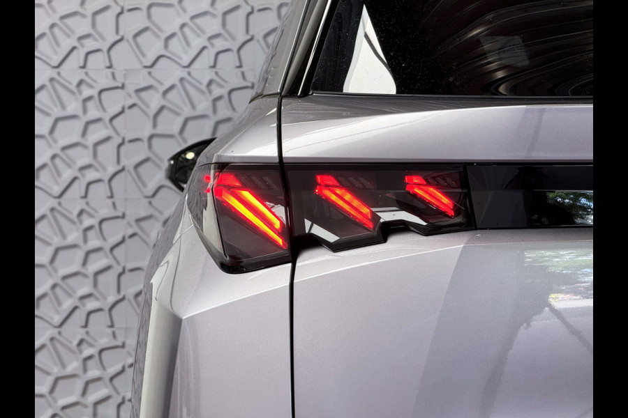 Peugeot 5008 1.2 HYBRID 145e. PANODAK GT LINE AUT. CARPLAY NAVI STOELVERW KEYLESS 7P 7 Persoons