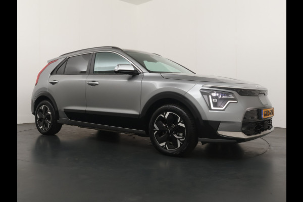 Kia Niro EV DynamicPlusLine 64.8 kWh Automaat - Climate Control - LED - Stoel/Stuurverwarming - Leder - Navigatie - Adaptief Cruise Control - Fabrieksgarantie Tot 2031