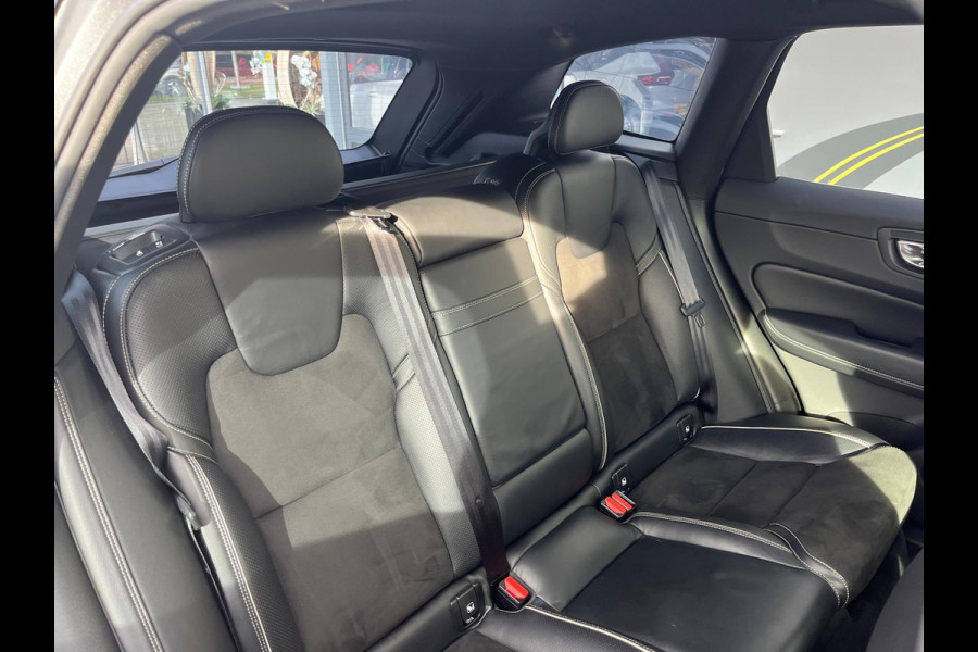 Volvo XC60 2.0 T5 R-Design | Cruise control | Zwenkbare trekhaak | Apple carplay |