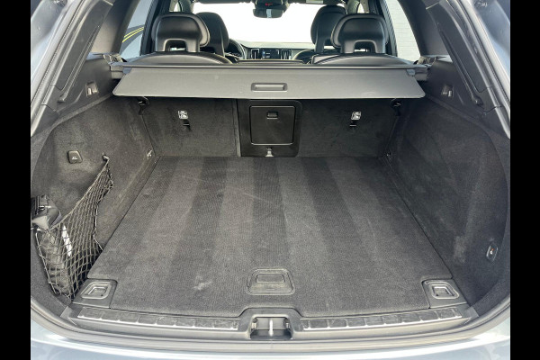 Volvo XC60 2.0 T5 R-Design | Cruise control | Zwenkbare trekhaak | Apple carplay |