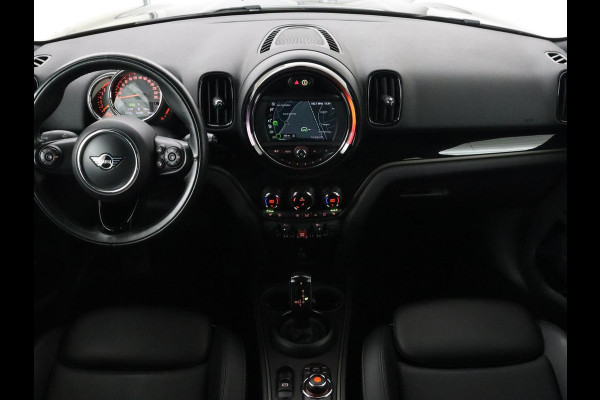 MINI Countryman 1.5 One Business Edition | Leder | Stoelverwarming | Carplay | Navigatie | Full LED | Keyless | Parkeerhulp | Climate control | Cruise control