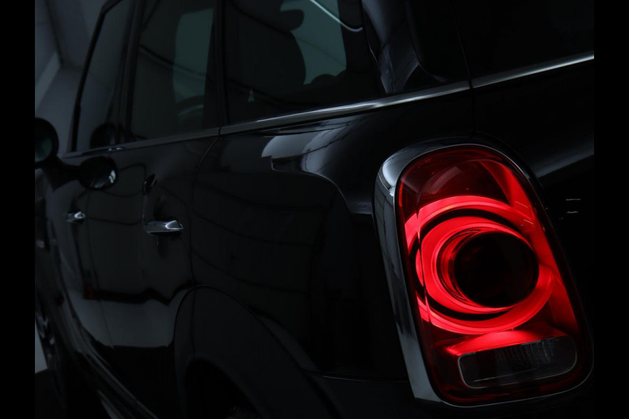 MINI Countryman 1.5 One Business Edition | Leder | Stoelverwarming | Carplay | Navigatie | Full LED | Keyless | Parkeerhulp | Climate control | Cruise control