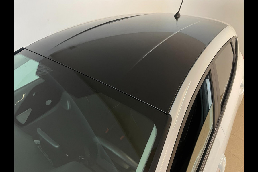 Ford Fiesta 1.1 Trend AIRCO NAVI CRUISE BT CAMERA MULTI STUUR ELEK RAMEN CENT VERG SPARCO NIEUWSTAAT