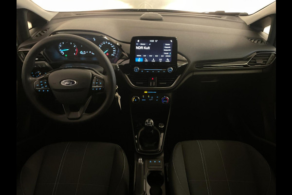 Ford Fiesta 1.1 Trend AIRCO NAVI CRUISE BT CAMERA MULTI STUUR ELEK RAMEN CENT VERG SPARCO NIEUWSTAAT