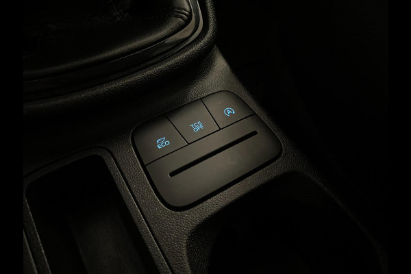 Ford Fiesta 1.1 Trend AIRCO NAVI CRUISE BT CAMERA MULTI STUUR ELEK RAMEN CENT VERG SPARCO NIEUWSTAAT