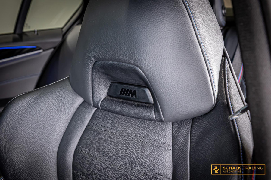 BMW 5 Serie 520i|M-sport|NAP|HUD|H&K|Cam|Pano|Dealer ond|Trekhaak