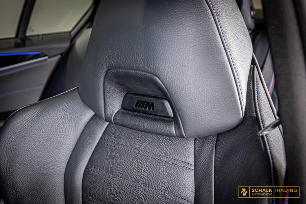 BMW 5 Serie 520i|M-sport|NAP|HUD|H&K|Cam|Pano|Dealer ond|Trekhaak