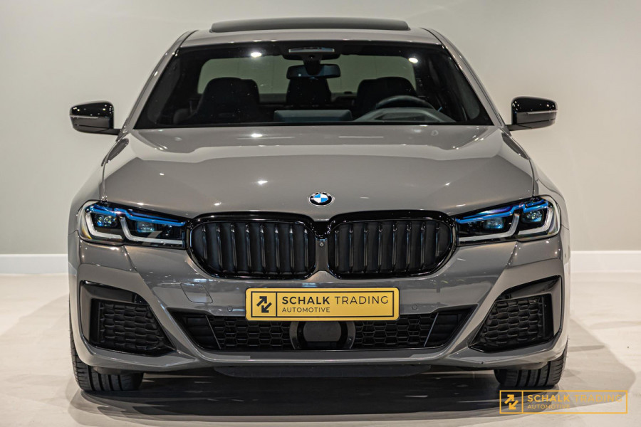 BMW 5 Serie 520i|M-sport|NAP|HUD|H&K|Cam|Pano|Dealer ond|Trekhaak