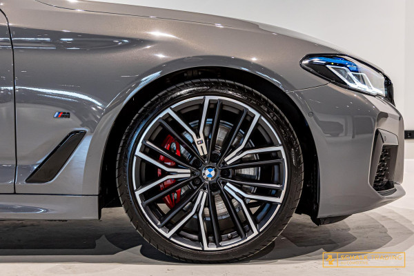 BMW 5 Serie 520i|M-sport|NAP|HUD|H&K|Cam|Pano|Dealer ond|Trekhaak