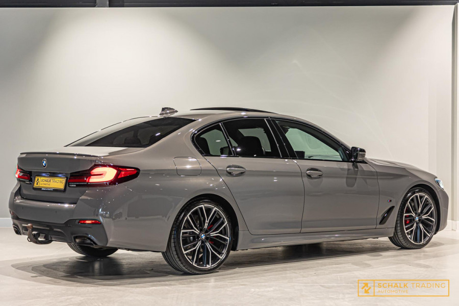 BMW 5 Serie 520i|M-sport|NAP|HUD|H&K|Cam|Pano|Dealer ond|Trekhaak