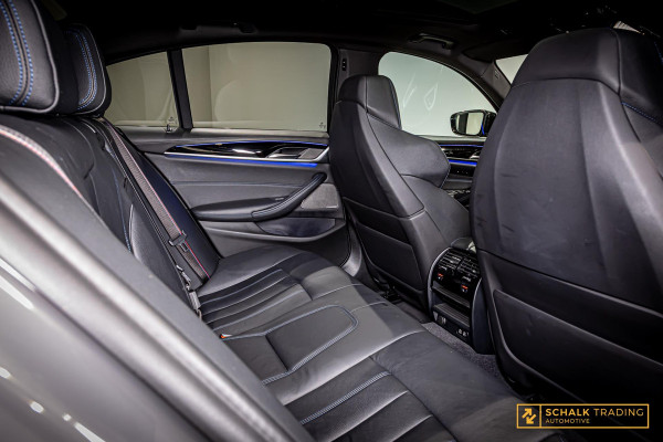 BMW 5 Serie 520i|M-sport|NAP|HUD|H&K|Cam|Pano|Dealer ond|Trekhaak