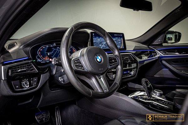 BMW 5 Serie 520i|M-sport|NAP|HUD|H&K|Cam|Pano|Dealer ond|Trekhaak