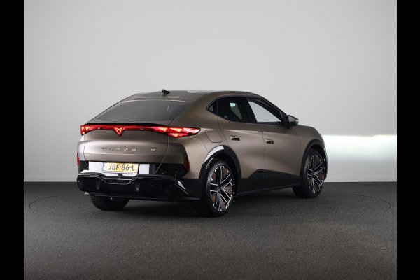 CUPRA Tavascan VZ Extreme 82 kWh 340PK 4x4 | Matte lak | Sennheiser | Panoramadak | 21 inch | Head-Up Display | Lederen bekleding met stoelverwarming & ventilatie | Bucket Seats |