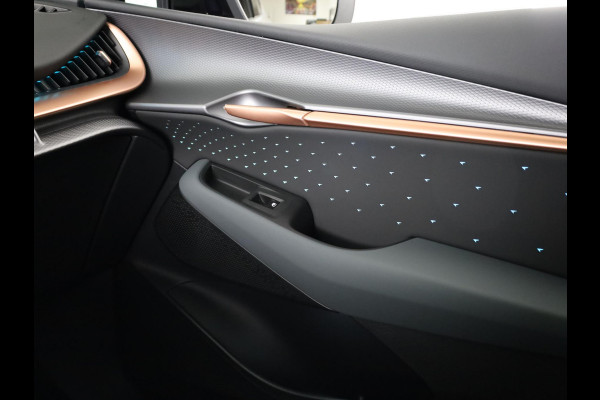 CUPRA Tavascan VZ Extreme 82 kWh 340PK 4x4 | Matte lak | Sennheiser | Panoramadak | 21 inch | Head-Up Display | Lederen bekleding met stoelverwarming & ventilatie | Bucket Seats |