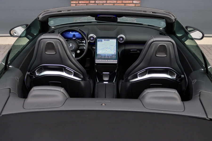 Mercedes-Benz SL-Klasse Roadster AMG 43 Premium Aut9 | 381pk | Performance-stoelen | Burmester | Stoelventilatie | Airscarf | Verwarmd Stuurwiel | Digital Light | Surround Camera | HUD | Contourstoelen |