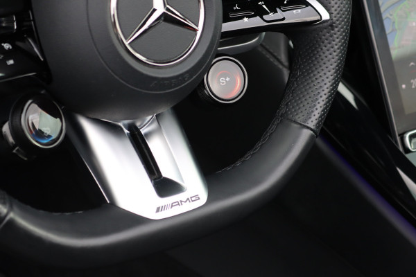 Mercedes-Benz SL-Klasse Roadster AMG 43 Premium Aut9 | 381pk | Performance-stoelen | Burmester | Stoelventilatie | Airscarf | Verwarmd Stuurwiel | Digital Light | Surround Camera | HUD | Contourstoelen |