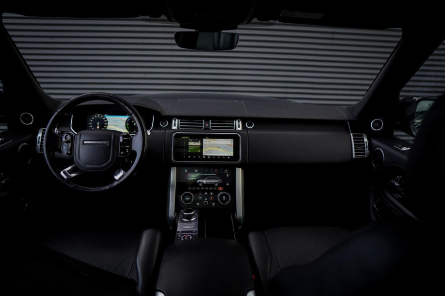 Land Rover Range Rover P400e / Pano / Stoelklima / Carpathian Grey / Carplay