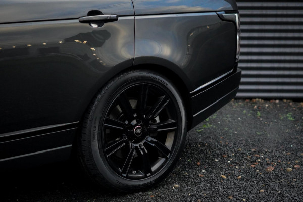 Land Rover Range Rover P400e / Pano / Stoelklima / Carpathian Grey / Carplay