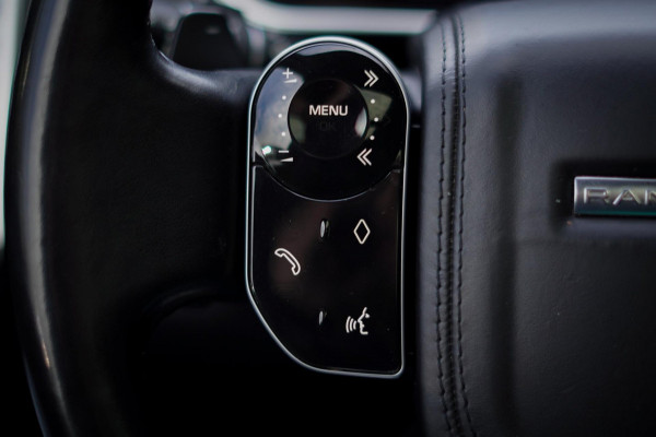 Land Rover Range Rover P400e / Pano / Stoelklima / Carpathian Grey / Carplay