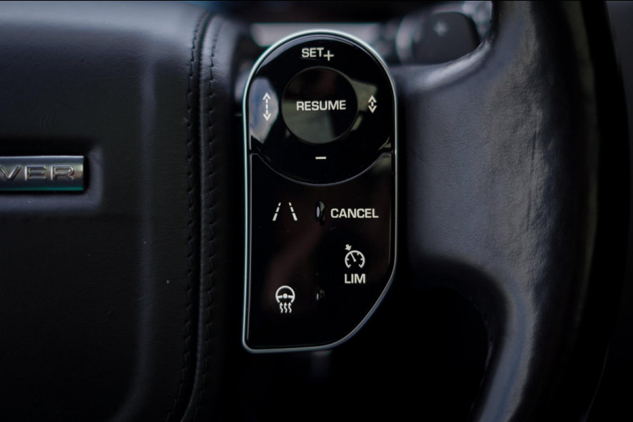 Land Rover Range Rover P400e / Pano / Stoelklima / Carpathian Grey / Carplay