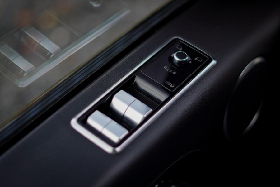 Land Rover Range Rover P400e / Pano / Stoelklima / Carpathian Grey / Carplay