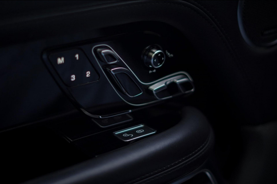 Land Rover Range Rover P400e / Pano / Stoelklima / Carpathian Grey / Carplay