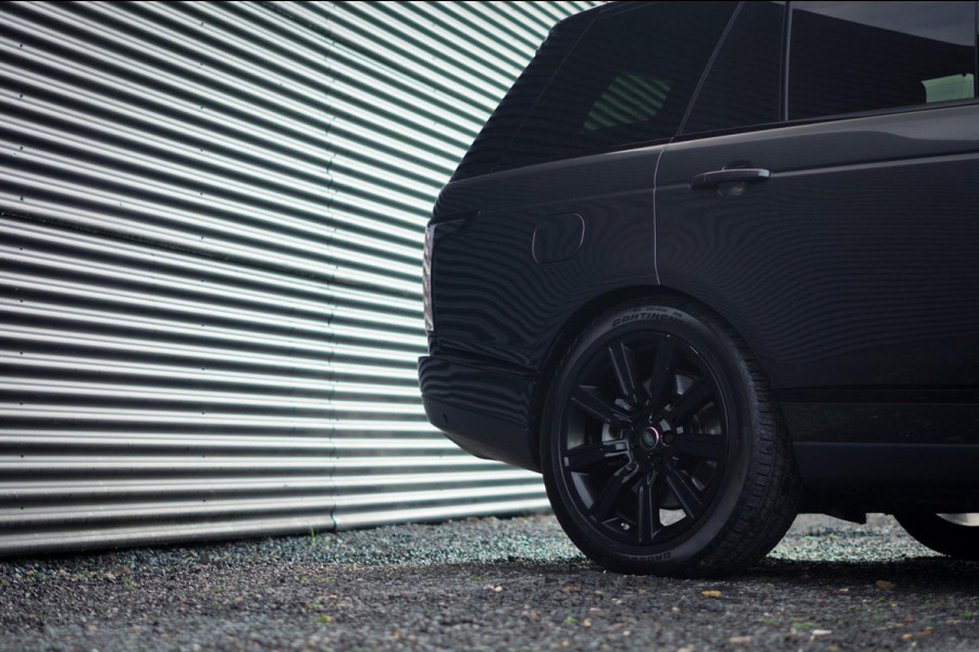 Land Rover Range Rover P400e / Pano / Stoelklima / Carpathian Grey / Carplay