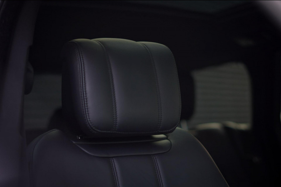 Land Rover Range Rover P400e / Pano / Stoelklima / Carpathian Grey / Carplay