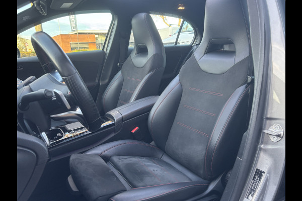 Mercedes-Benz A-Klasse 180 Premium Plus | AMG Styling | Pano | Sfeerverlichting | Stoelverwarming